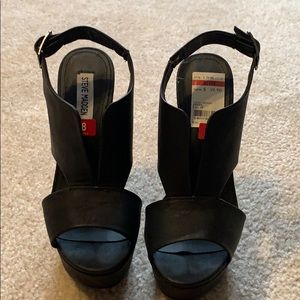 Black Steve Madden wedges
